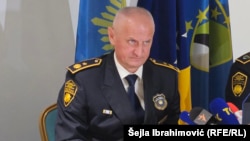 The acting police chief of the Bosniak-Croat Federation, Vahidin Munjic, talks to reporters in Tuzla on October 5.