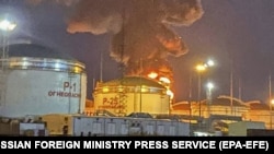 Пожар на российской нефтебазе, архивное фото