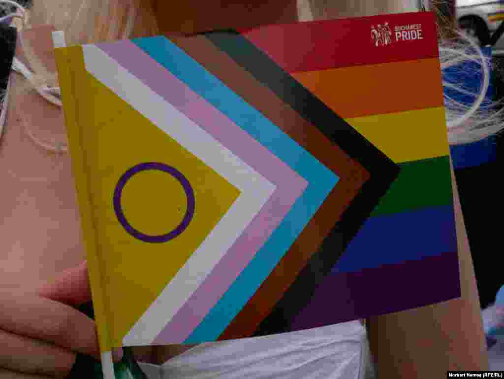 Tema din acest an a fost „We are ready. Ready for love, ready for joy, ready for respect and ready for equality”. „Suntem pregătiți pentru o Românie în care persoanele LGBTQIA+ și familiile lor sunt văzute, recunoscute și protejate. Adoptarea unor legi care să răspundă acestor nevoi reale nu mai suportă amânare”, au scris pe Facebook reprezentanții Asociației Accept.