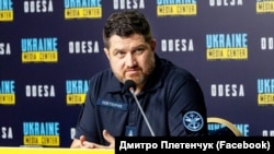 Дмитро Плетенчук не спрогнозував, скільки може тривати рятувальна операція, «тому що це складна робота»