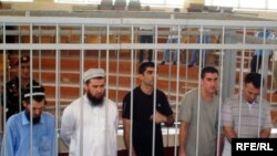 Панҷ нафар аз аъзои "Ҷамоати таблиғ" дар моҳи август ба зиндон фиристода шуда буданд.