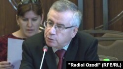 Нуриддин Қаршибоев, раиси Анҷумани расонаҳои мустақили Тоҷикистон.