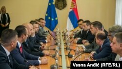 U Vladu Kosova uz odobrenje zvaničnog Beograda: Predstavnici Srpske liste na sastanku sa šefom Kancelarije za KiM Markom Đurićem u Beogradu