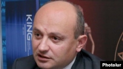 Cекретарь партии «Наследие» Степан Сафарян