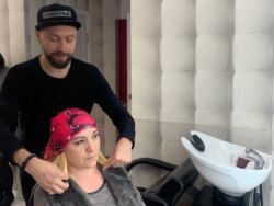 Примірювання бандани