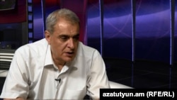 Դավիթ Շահնազարյանը «Ազատության» երևանյան ստուդիայում, արխիվ