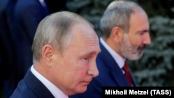 Владимир Путин и Никол Пашинян
