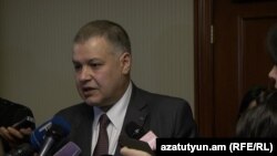 Давид Арутюнян отвечает на вопросы журналистов. Ереван, 11 марта 2016 г․ 
