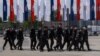 Сотрудники полиции России.