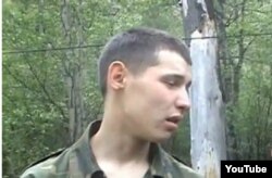 Пограничник Владислав Челах во время следствия. 13 июня 2012 года.
