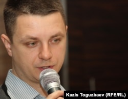 Заместитель директора Казахстанского бюро по правам человека Денис Дживага. Алматы, 15 декабря 2011 года.