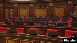 Armenia - The pro-government majority boycotts a parliament session initiated by opposition factions, Yerevan, 21Nov2012.