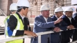 Эмомалӣ Раҳмон дар маҳалли сохтмони "Роғун" 