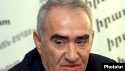 Зампредседателя РПА Галуст Саакян 
