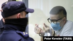 Виктор Филинков во время вынесение приговора двум фигурантам дела "Сети" в Санкт-Петербурге