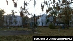 Здание церкви "Благодать". Астана, 15 октября 2013 года.