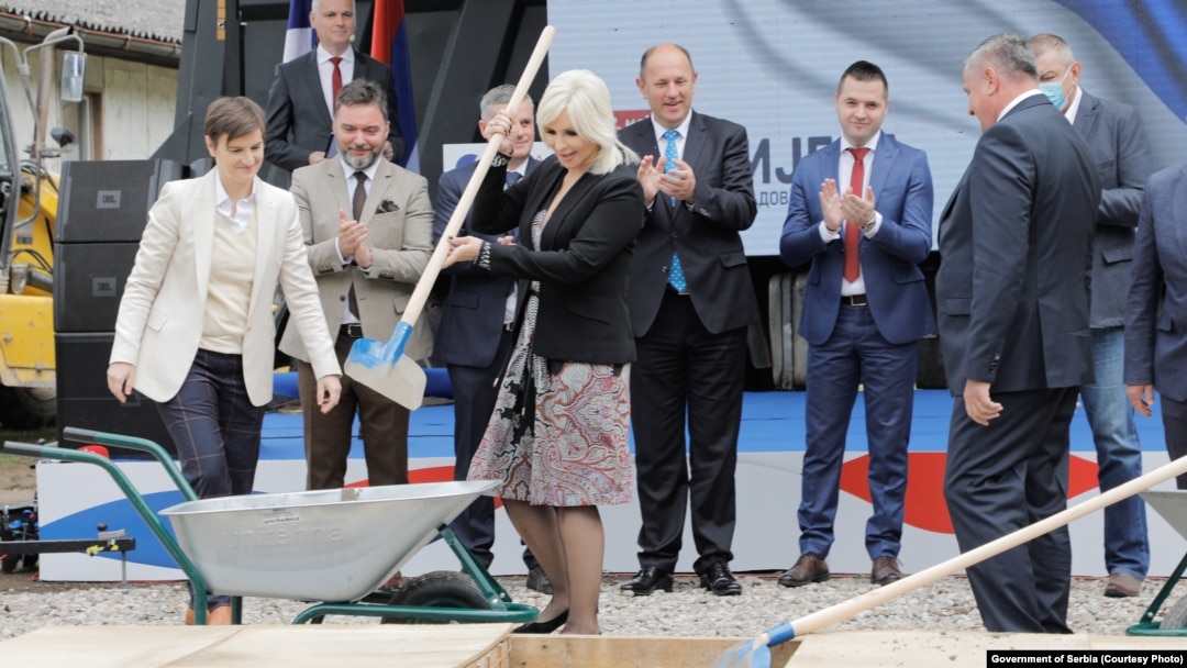 Bivša ministrica rudarstva i energetike Srbije Zorana Mihajlović na ceremoniji polaganja kamena temeljca za hidroelektranu Buk Bijela, maj 2021. godine.
