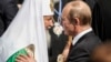Президент Росії Володимир Путін (праворуч) і патріарх Московський Кирило на відзначенні 1025-річчя Хрещення України-Русі. Київ, 27 липня 2013 року