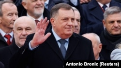 Milorad Dodik, who is running for reelection to the Bosnian Serb presidency on October 2, has met with Putin seven times since 2014, according to Putin’s office. (file photo)