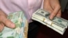 Dollar gymmatlýar, hor-homsy köpelýär, prezident öz adyna sahawat gaznasyny döredýär