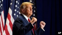 The fake cards sold for several thousand dollars each on hopes that if Donald Trump were reelected their value would surge or they would be made into legal currency. 