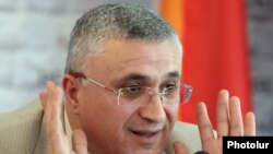 Председатель ЦИК Гарегин Азарян