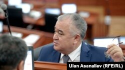 Омурбек Текебоев
